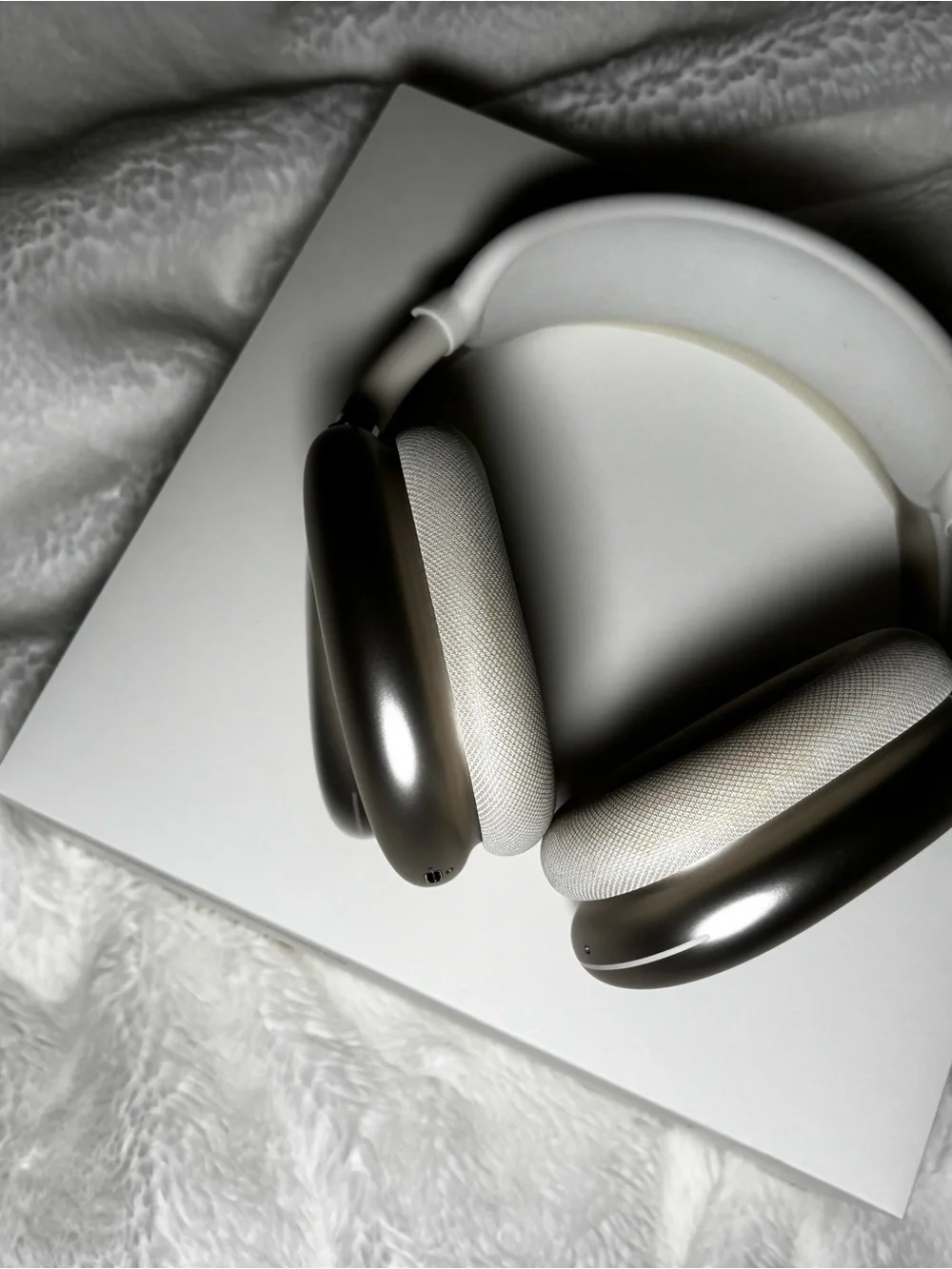 Apple AirPods Max 2 Over-Ear Headphones - Space Gray and White